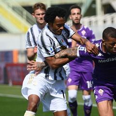 Cuadrado asiste y Juventus empata con Fiorentina