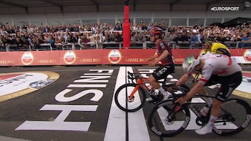 Resumen y ganador de la Amstel Gold Race 2024