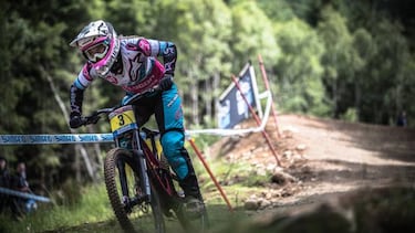 Greg Minnaar reina en Escocia con su 29er