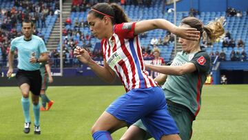 Falc&oacute;n, del Atl&eacute;tico de Madrid durante el partido ante el Athletic. 