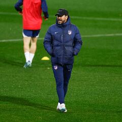 El dilema del Cholo Simeone para el lateral izquierdo