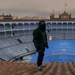 Se cuelan en Las Ventas y suben hasta lo más alto de la Plaza de Toros