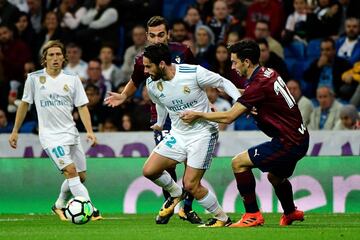 Isco, Escalante y Paulo Rodrigues.