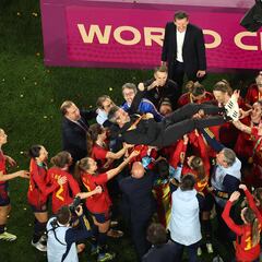 Jorge Vilda celebrated by Spanish players amid World Cup victory; here’s the full story