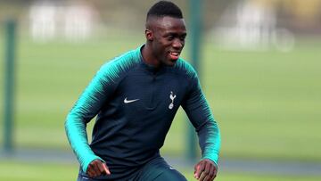 Tottenham espera tener a Dávinson antes de fin de año