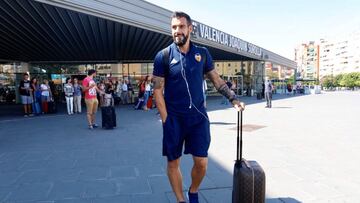 Negredo, llegando a Valencia.