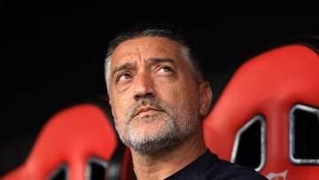 García Pimienta, renovado hasta 2027