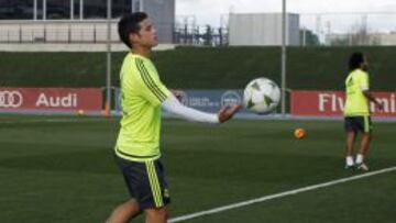 James Rodr&iacute;guez busca ganarse la titularidad en este nuevo Real Madrid dirigido por Zinedine Zidane