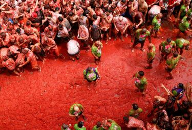 Cientos de personas han disfrutado de la fiesta. 