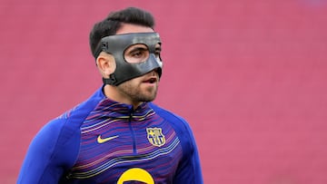 Eric Garcia, con la máscara.