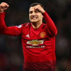 Ancelotti sigue a Dalot