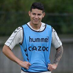 James, a revertir la situación con Rafa Benítez en Everton