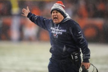 Bill Belichick,entrenador de New England Patriots, terminó el partido muy disgustado. 