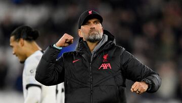 FILE PHOTO: Soccer Football - Premier League - West Ham United v Liverpool - London Stadium, London, Britain - April 26, 2023 Liverpool manager Juergen Klopp celebrates after the match REUTERS/Tony Obrien EDITORIAL USE ONLY. No use with unauthorized audio, video, data, fixture lists, club/league logos or 'live' services. Online in-match use limited to 75 images, no video emulation. No use in betting, games or single club /league/player publications. Please contact your account representative for further details./File Photo