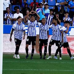 El Alavés se siente feliz como líder