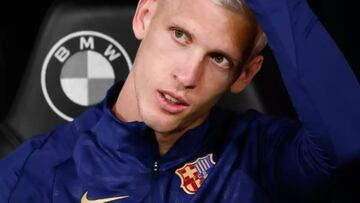 Dani Olmo, en una imagen con el Barça.