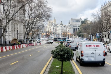 La nueva configuración de la calle permitirá a los ciudadanos transitar por el monumento, que recuperará en parte su condición de puerta de acceso a la ciudad