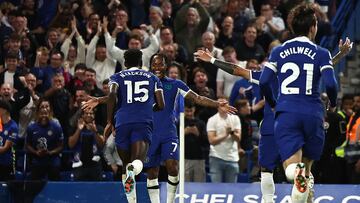 Chelsea's English midfielder #07 Raheem Sterling (C) celebrates with teammates after scoring his team's second goal during the English Premier League football match between Chelsea and Luton at Stamford Bridge in London on August 25, 2023. (Photo by HENRY NICHOLLS / AFP) / RESTRICTED TO EDITORIAL USE. No use with unauthorized audio, video, data, fixture lists, club/league logos or 'live' services. Online in-match use limited to 120 images. An additional 40 images may be used in extra time. No video emulation. Social media in-match use limited to 120 images. An additional 40 images may be used in extra time. No use in betting publications, games or single club/league/player publications. / 