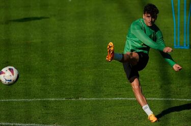Yeray no bajar¨¢ al Rayo Cantabria