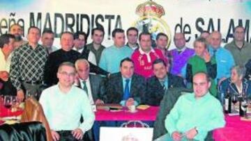 <b>DUDAS. </b>Roncero, en el aniversario de la Peña Salamanca, pulsó la preocupación del madridismo.