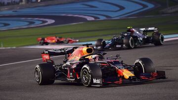 Verstappen durante la carrera del GP de Abu Dhabi.