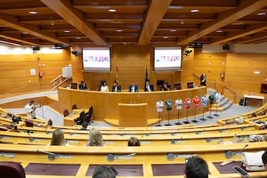 Una Vuelta al Senado