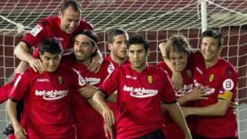 <b>EUFORIA. </b>Los jugadores del Mallorca celebran el gol del triunfo ante el Rayo del miércoles pasado.
