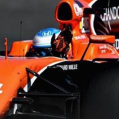 Mercedes felicitó a Alonso y McLaren por su clasificación