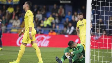 04/11/18 PARTIDO DE PRIMERA DIVISION VILLARREAL LEVANTE
ASENJO TRISTEZA