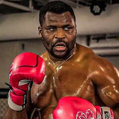 Francis Ngannou will train with Mike Tyson for the Tyson Fury clash