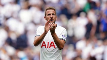 Tottenham Hotspur's Harry Kane applauds the fans following the Premier League match at the Tottenham Hotspur Stadium, London. Picture date: Saturday August 20, 2022. (Photo by John Walton/PA Images via Getty Images)