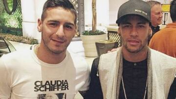 Ismael Sosa presume foto con Neymar en redes sociales