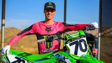 Jorge Prado, vestido con los colores del Monster Energy Kawasaki.