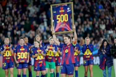 Alexia Putellas celebra sus 500 partidos con el Barcelona con un gol y dos asistencias en el Camp Nou.