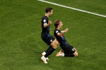 0-2. Luka Modric celebró el segundo gol.