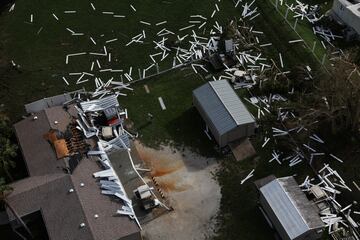 El huracán Ian llegó al oeste de Florida con vientos de más de 240 km/h, provocando inundaciones catastróficas en varias localidades, también ha dejado inundaciones  y graves destrozos en el centro de la península. La tormenta provocó una marejada ciclónica  que inundó grandes áreas del suroeste de Florida, las áreas cercanas a la costa han quedado arrasadas.