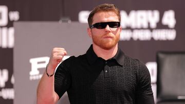 BEVERLY HILLS, CALIFORNIA - MARCH 19: Canelo Alvarez poses for a photo during a news conference to preview his super middleweight fight against Jaime Munguia at The Beverly Hills Hotel on March 19, 2024 in Beverly Hills, California. Katelyn Mulcahy/Getty Images/AFP (Photo by Katelyn Mulcahy / GETTY IMAGES NORTH AMERICA / Getty Images via AFP)