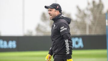 Eduardo Coudet durante un entrenamiento del Celta.