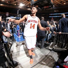 Willy (17+12) brilla como titular pero los Knicks se hunden