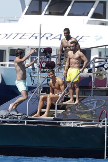 Cristiano Ronaldo disfruta de sus vacaciones en Ibiza