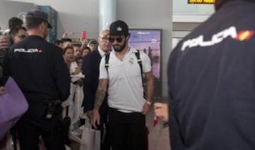 El Real Madrid, aclamado a su llegada a Vigo