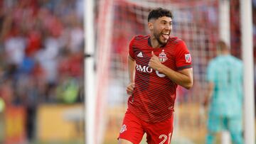 Jonathan Osorio celebrando un gol Toronto FC por la MLS.