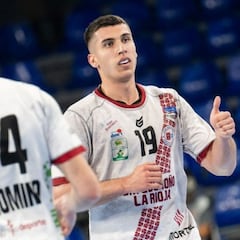 El Barça se fija en Gallego y Javi Rodríguez para suplir a Fabregas