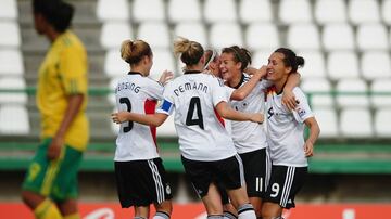Sucedió en la fase de grupos de la segunda edición del Mundial Sub-17 Femenino. Alemania venía de derrotar 9-0 a México y en su segundo juego, barrió con las aftricanas. Kyra Malinowski se despachó con cuatro goles.