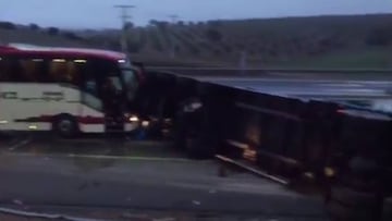 Espeluznante: as¨ª qued¨® el bus del R¨ªos Renovables Zaragoza