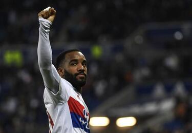 Lyon confirm Lacazette has agreed to join Atlético Madrid