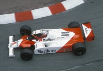 1982. El austríaco Niki Lauda a los mandos del Marlboro McLaren MP4B Ford Cosworth DFV V8 en las calles de Monaco. Lauda sería campeón del mundo en el 84 con el MP4/2.