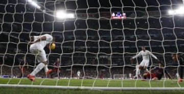 James Rodríguez pierde su segundo clásico frente al Barcelona