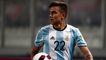 Paulo Dybala durante un partido con la selección Argentina.