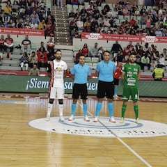 ElPozo se levanta del golpe con una goleada ante su afición